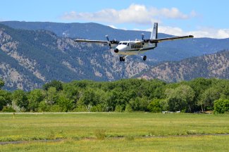 Photo of plane landing at Boulder airport